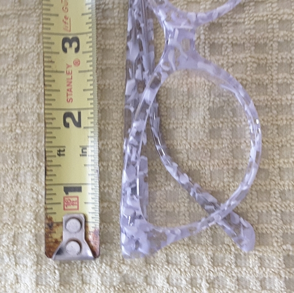 Plastic frame glasses - Picture 3 of 9